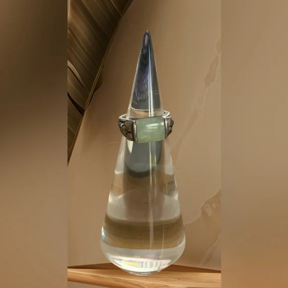 Vintage Sterling Silver Green Jade Mermaid Jewelry Ring - Picture 2 of 8